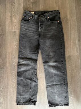 Women’s Levi’s 501 Sz 27 Regular